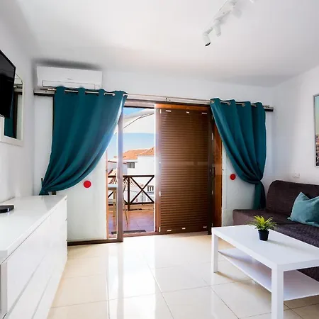 Apartment First Line By The Ocean *