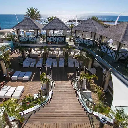 Apartment First Line By The Ocean